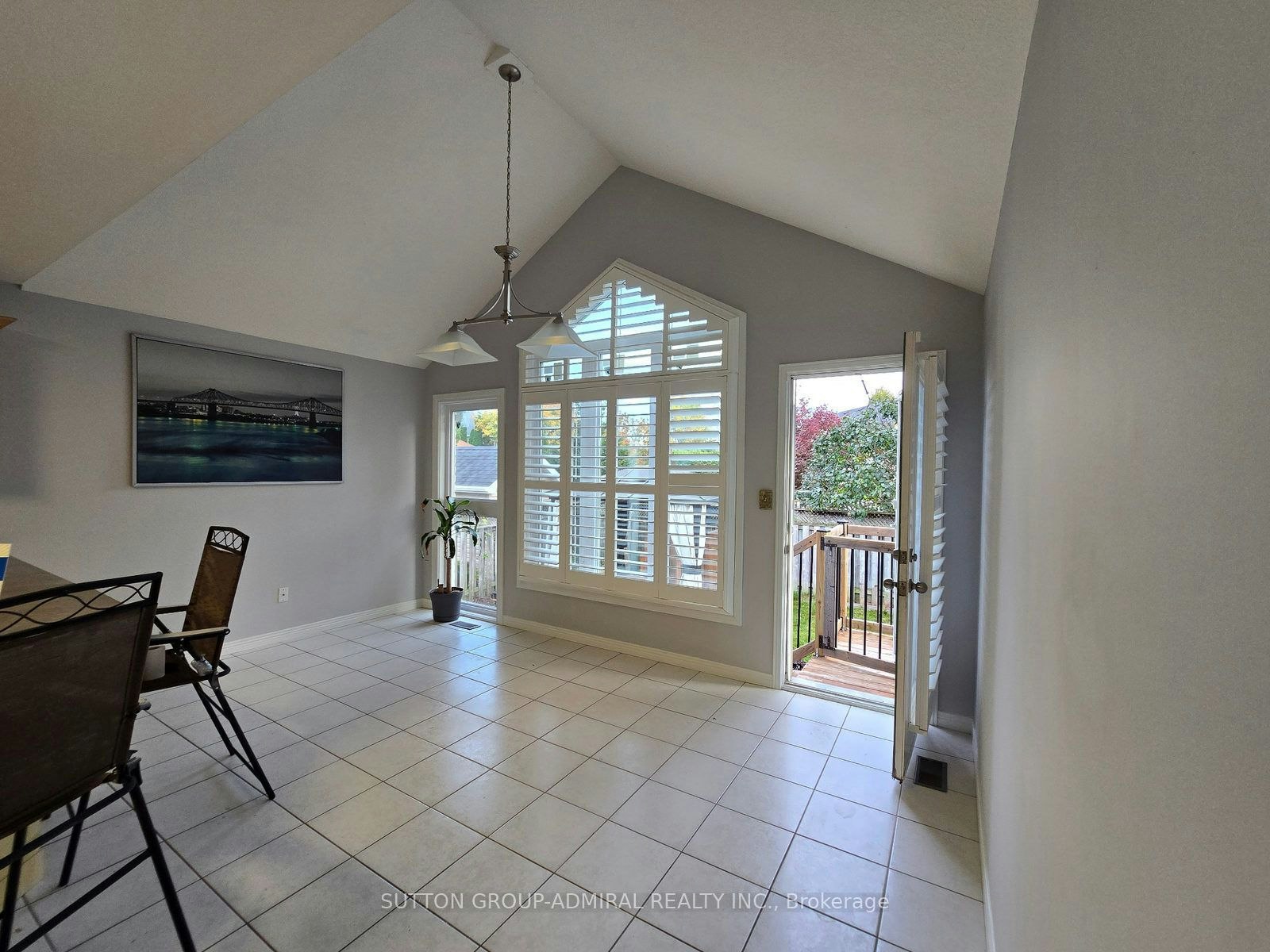 Main Flr-195 Ryerson Crescent, Oshawa, ON, L1G 8A8 - 3