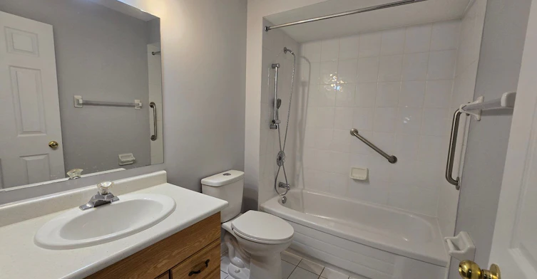 Main Flr-195 Ryerson Crescent, Oshawa, ON, L1G 8A8 - 9