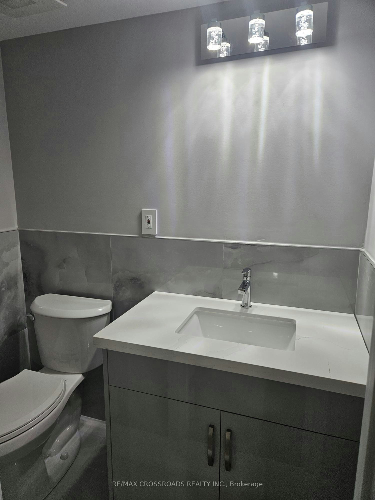 1291 Apollo Street, Oshawa, ON, L1K 3E7 - 8