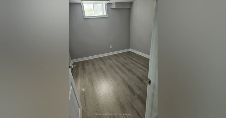1291 Apollo Street, Oshawa, ON, L1K 3E7 - 4