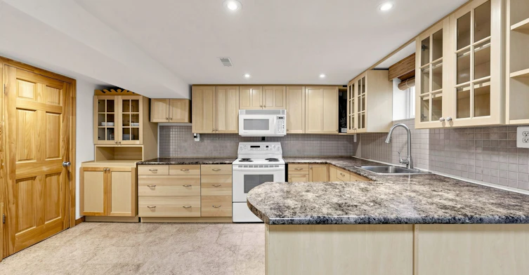 11 Bellvare Crescent, Toronto, ON, M1R 2M8 - 40