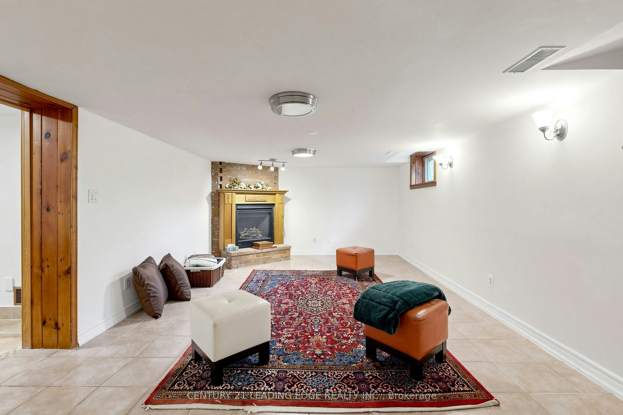 11 Bellvare Crescent, Toronto, ON, M1R 2M8 - 38