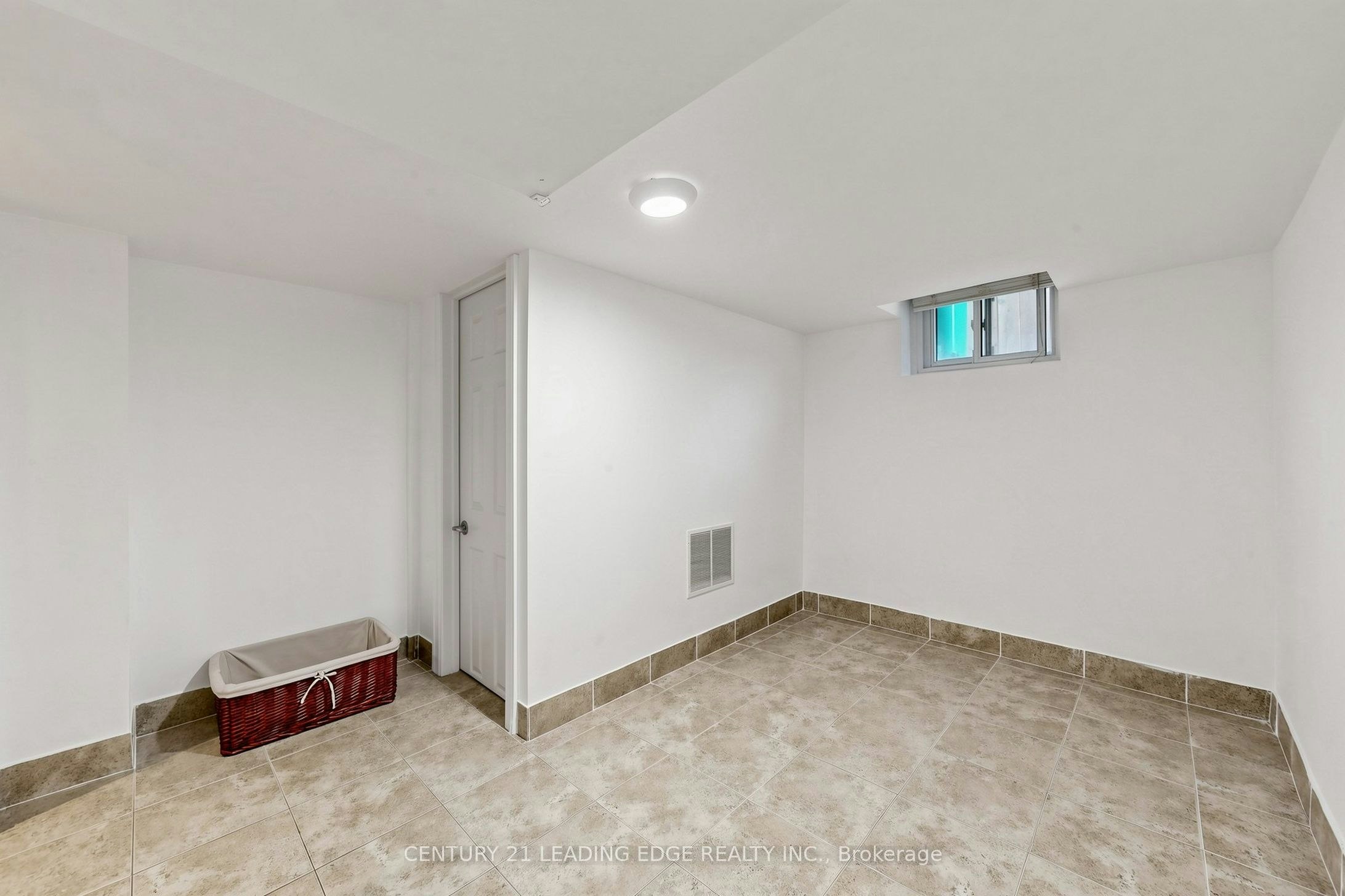 11 Bellvare Crescent, Toronto, ON, M1R 2M8 - 43