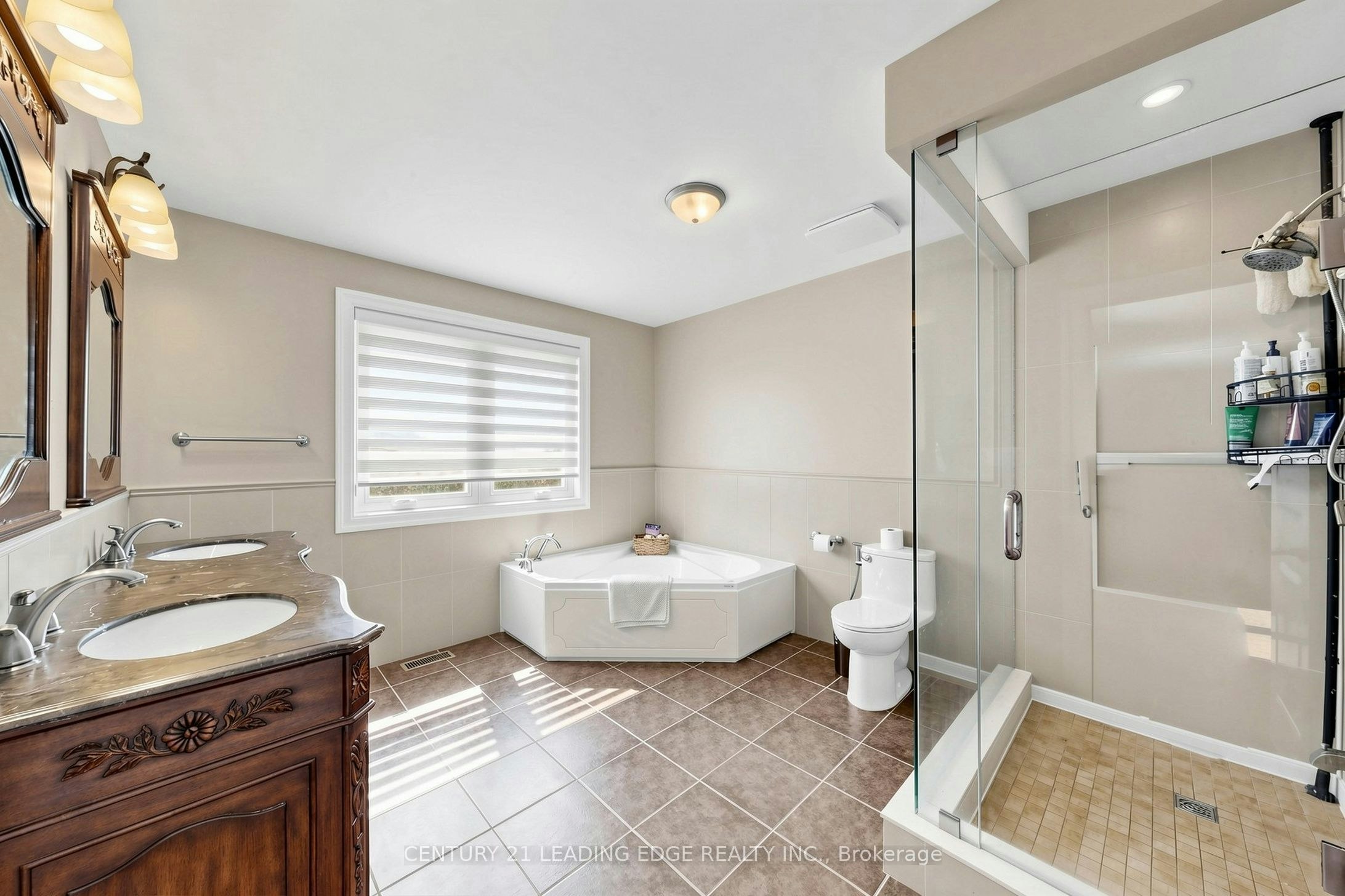 11 Bellvare Crescent, Toronto, ON, M1R 2M8 - 23