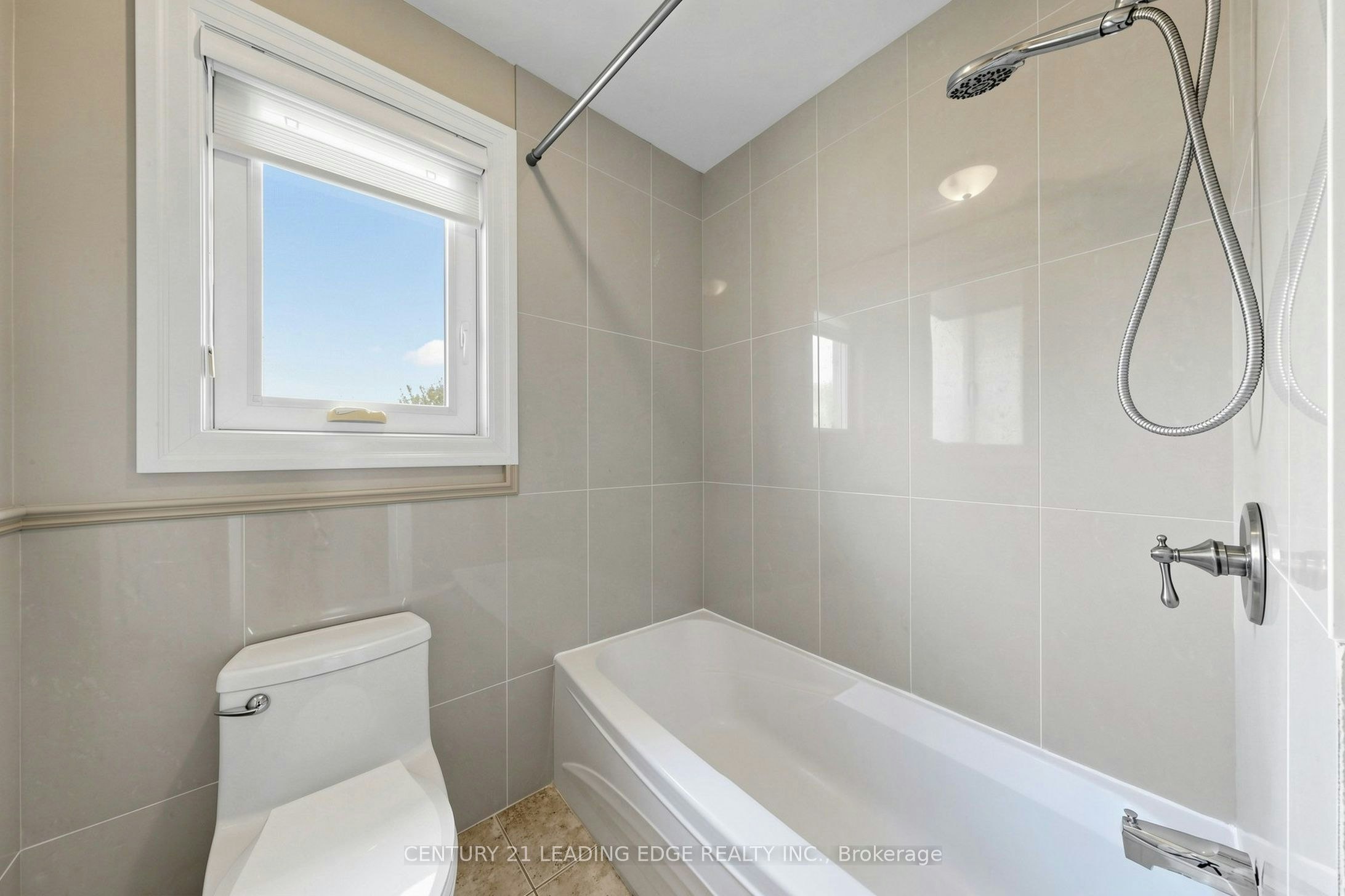 11 Bellvare Crescent, Toronto, ON, M1R 2M8 - 33