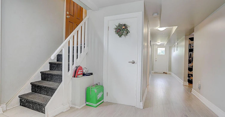BSMT-284 Dover Street, Oshawa, ON, L1G 6G6 - 7