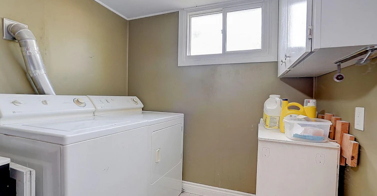 BSMT-284 Dover Street, Oshawa, ON, L1G 6G6 - 9