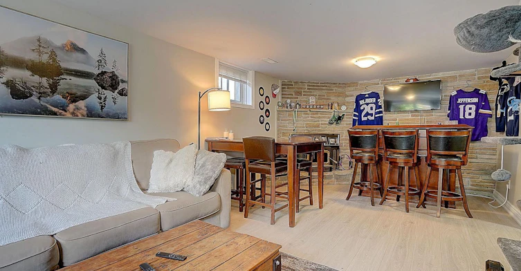 BSMT-284 Dover Street, Oshawa, ON, L1G 6G6 - 5
