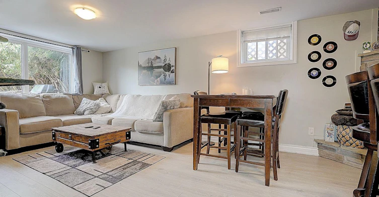 BSMT-284 Dover Street, Oshawa, ON, L1G 6G6 - 6
