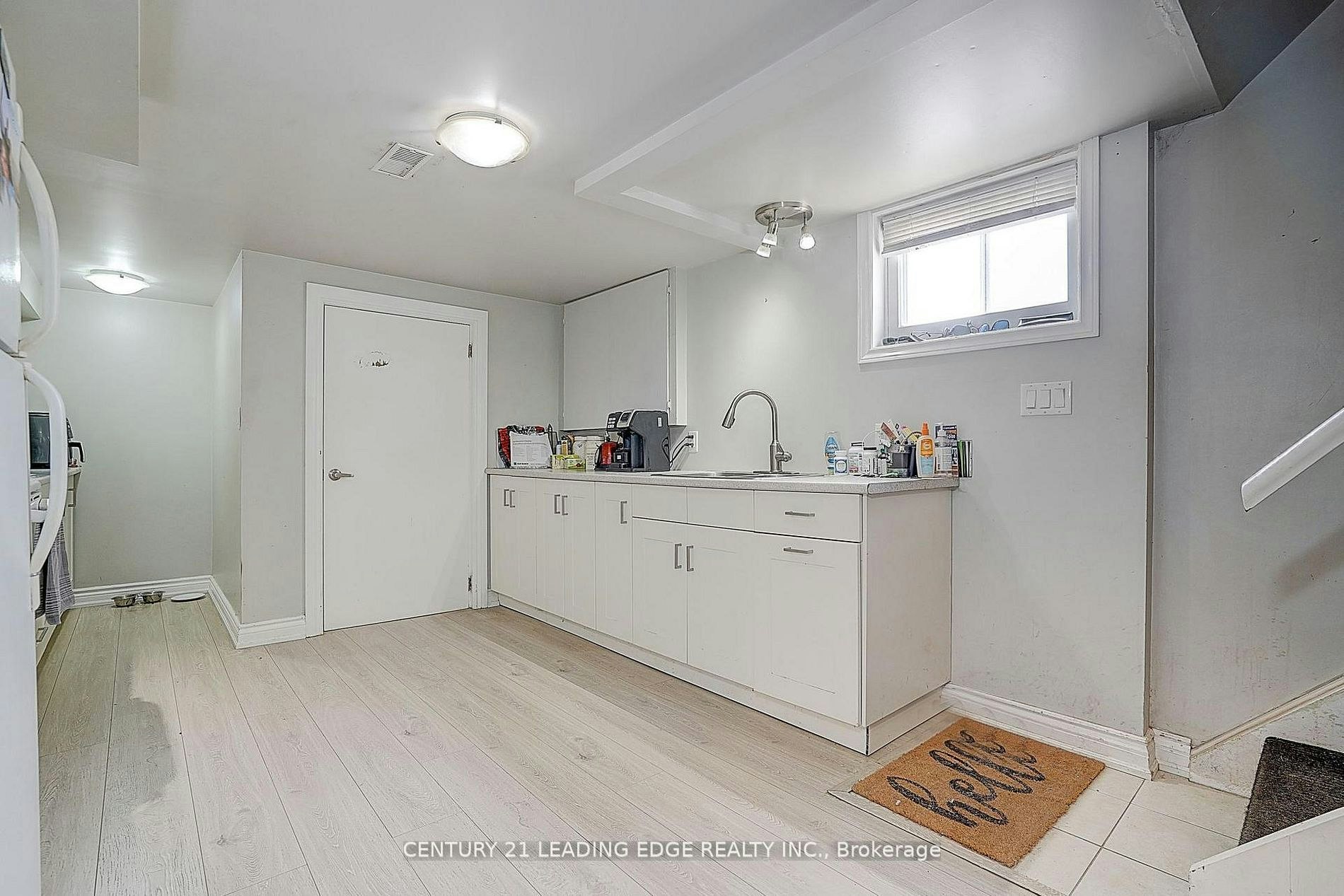 BSMT-284 Dover Street, Oshawa, ON, L1G 6G6 - 17