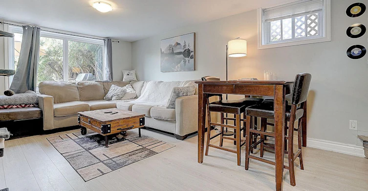 BSMT-284 Dover Street, Oshawa, ON, L1G 6G6 - 16