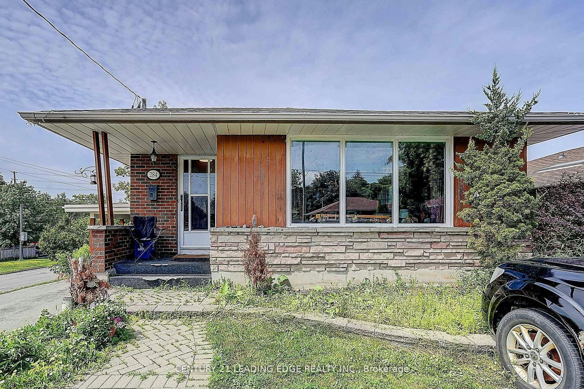 BSMT-284 Dover Street, Oshawa, ON, L1G 6G6 - 2