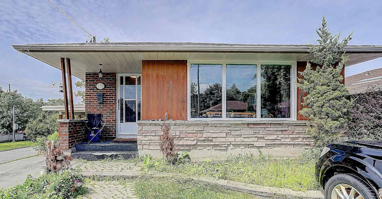 BSMT-284 Dover Street, Oshawa, ON, L1G 6G6 - 2