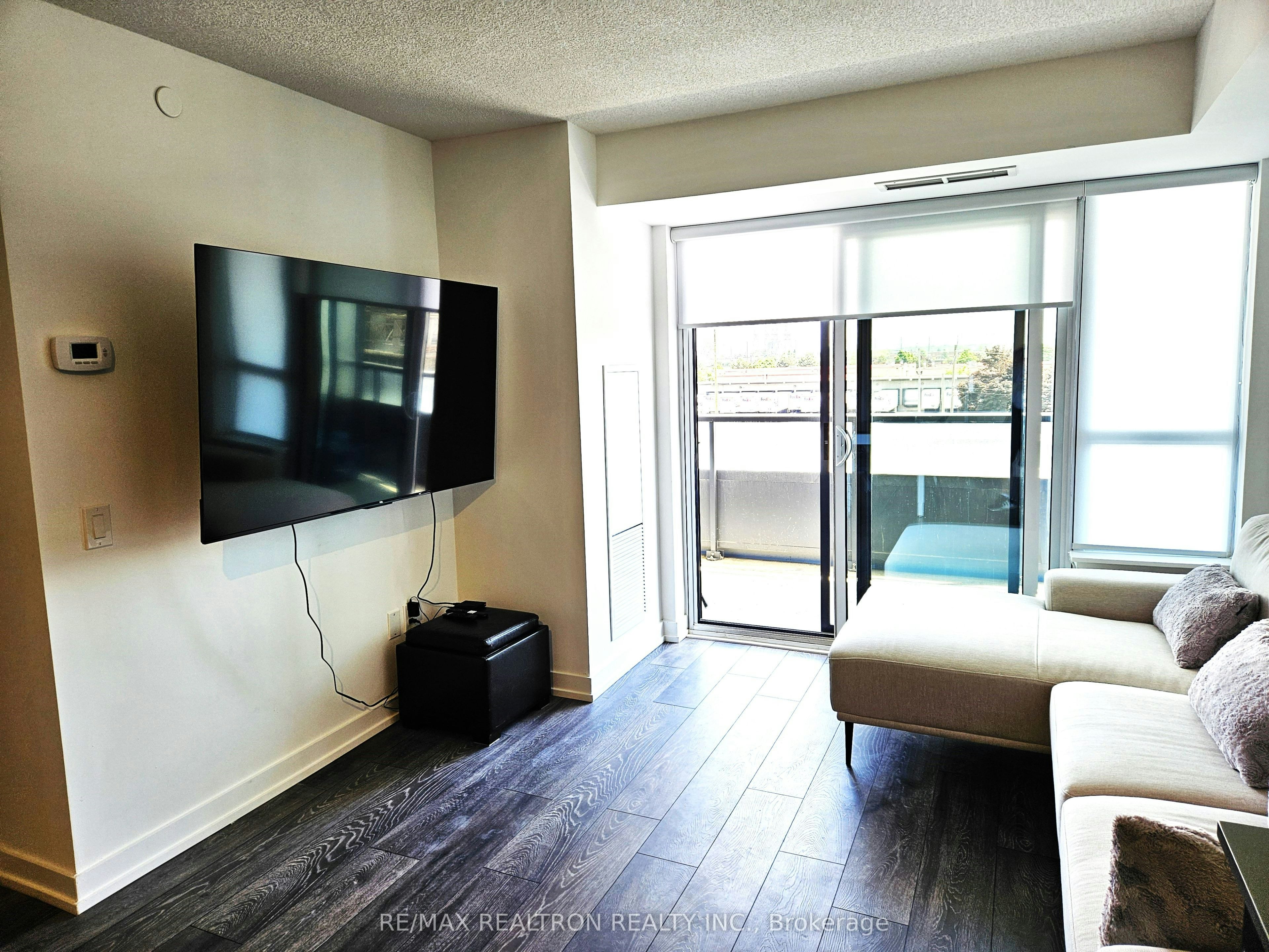 402-1455 Celebration Drive, Pickering, ON, L1W 0C3 - 11
