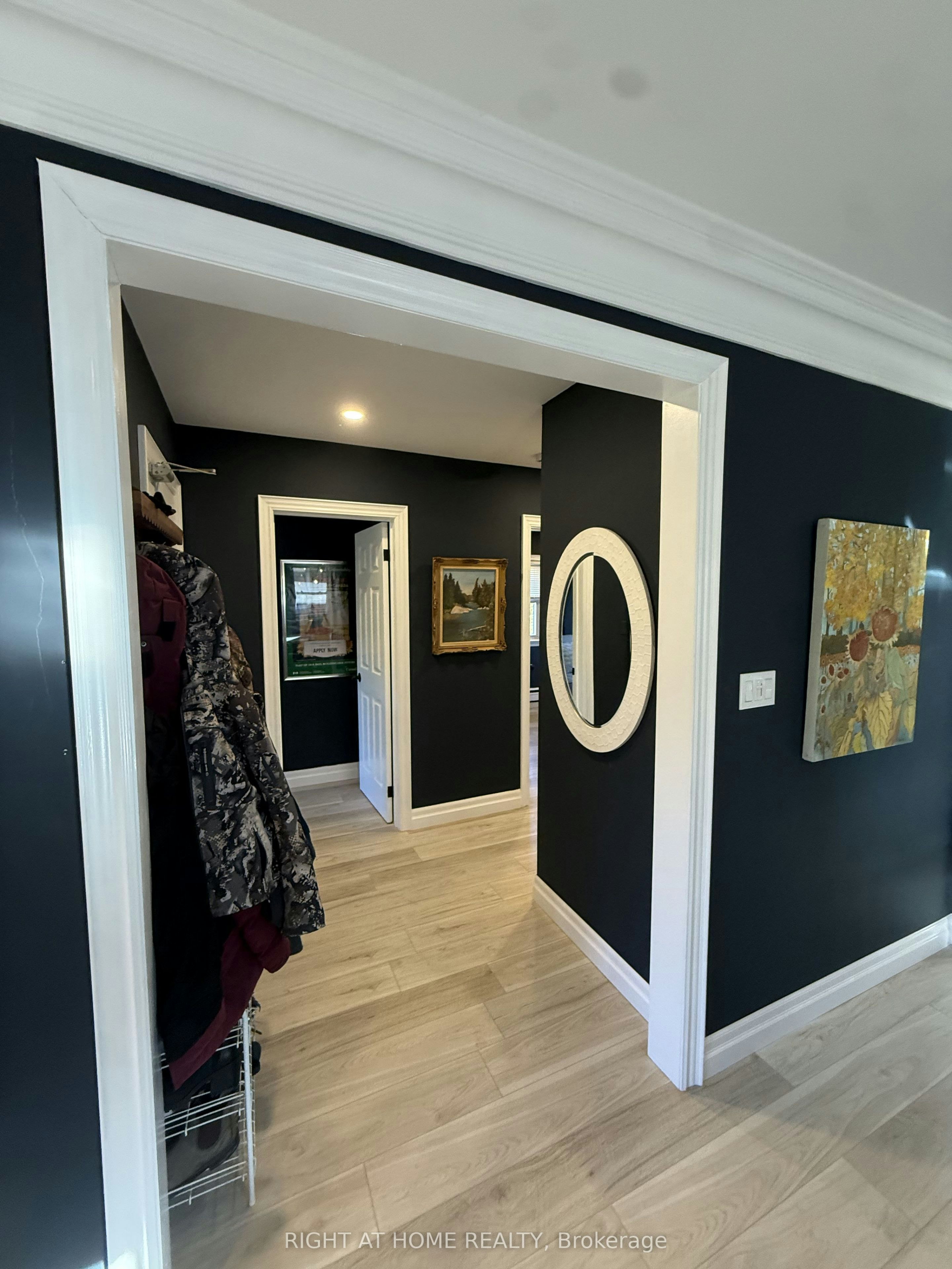 UpperFloor-385 Mary Street N, Oshawa, ON, L1G 5C9 - 7
