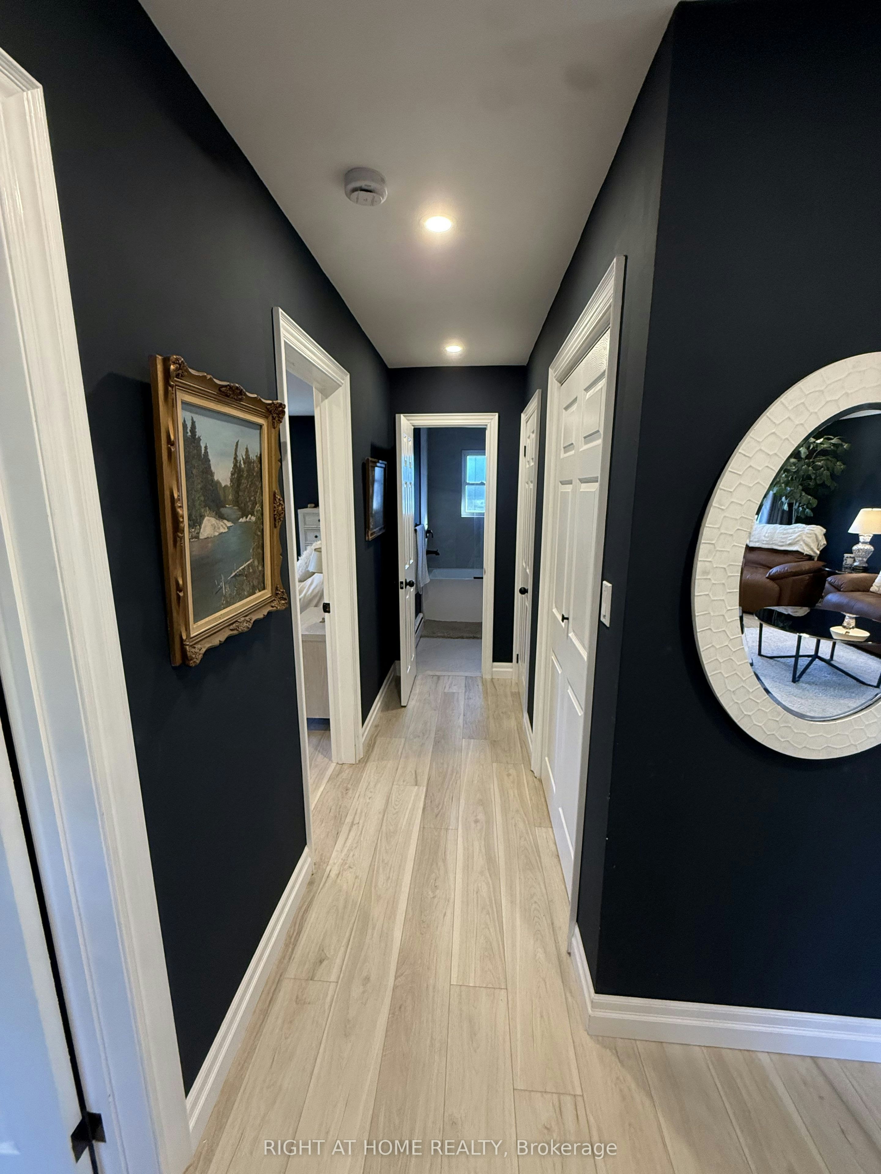 UpperFloor-385 Mary Street N, Oshawa, ON, L1G 5C9 - 11