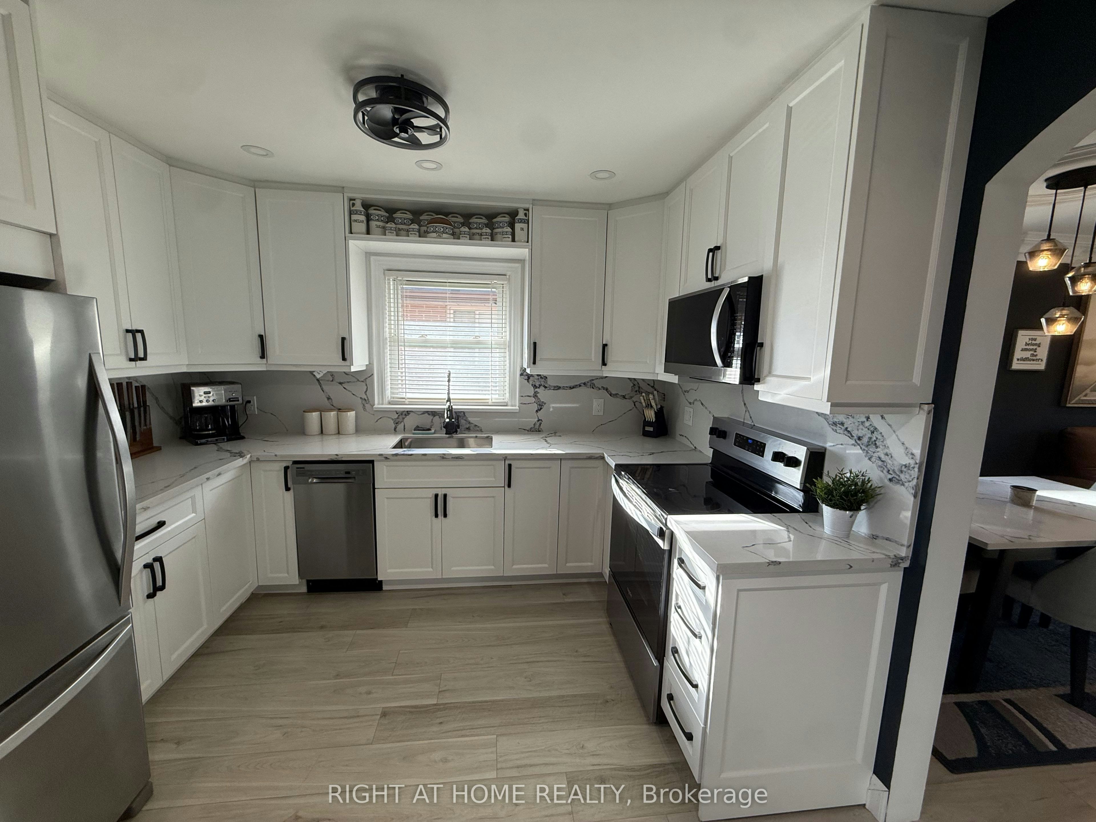 UpperFloor-385 Mary Street N, Oshawa, ON, L1G 5C9 - 5
