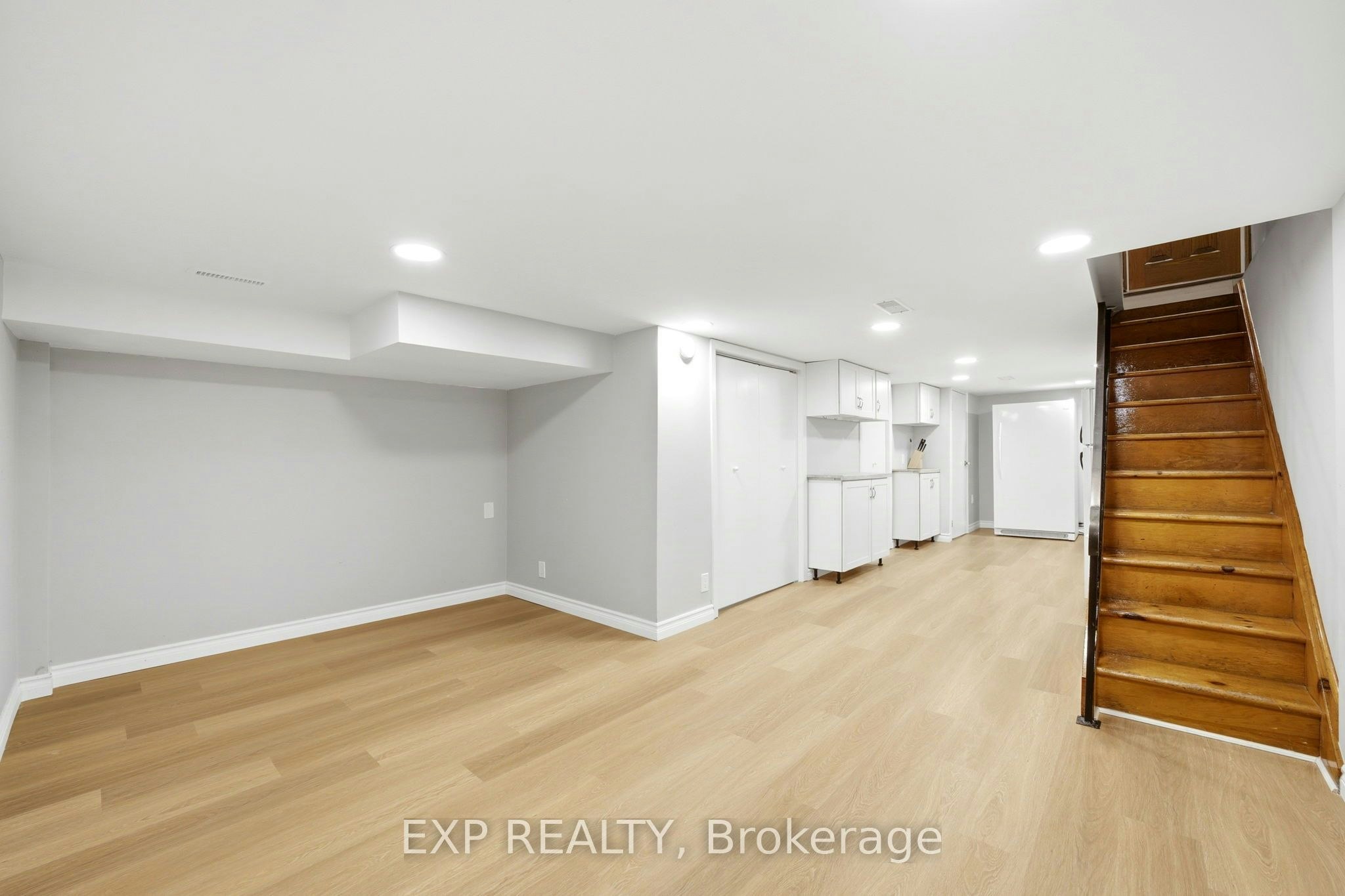 B-44 Donlands Avenue, Toronto, ON, M4J 3N6