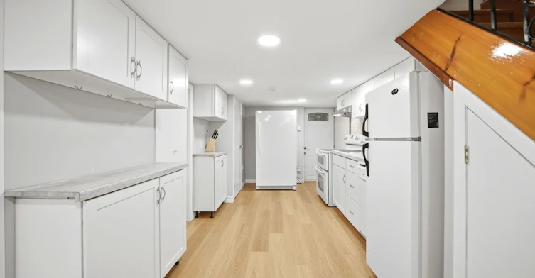B-44 Donlands Avenue, Toronto, ON, M4J 3N6 - 5