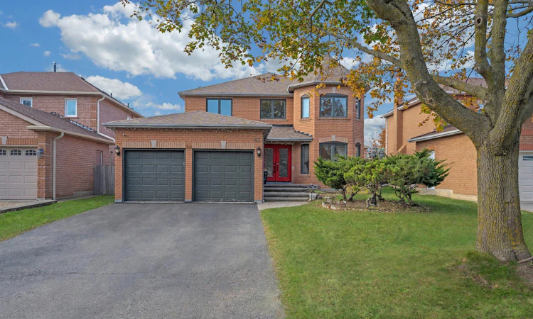 43 Dewbourne Place