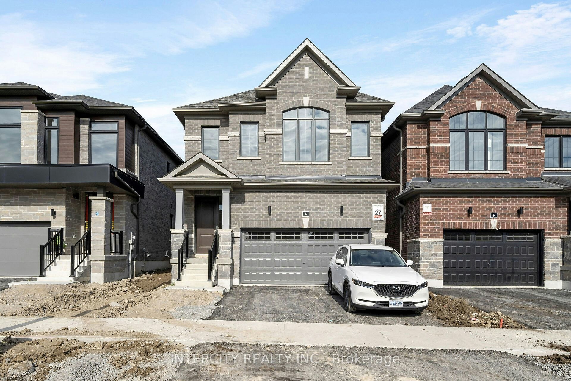 8 Freya Stark Street, Whitby, ON, L1M 0M8
