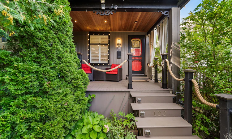122 Duvernet Avenue