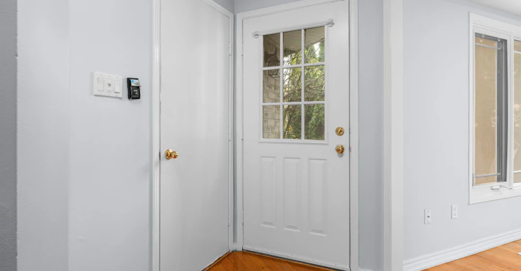Upper-1879 Ashford Drive, Pickering, ON, L1V 6E2 - 4