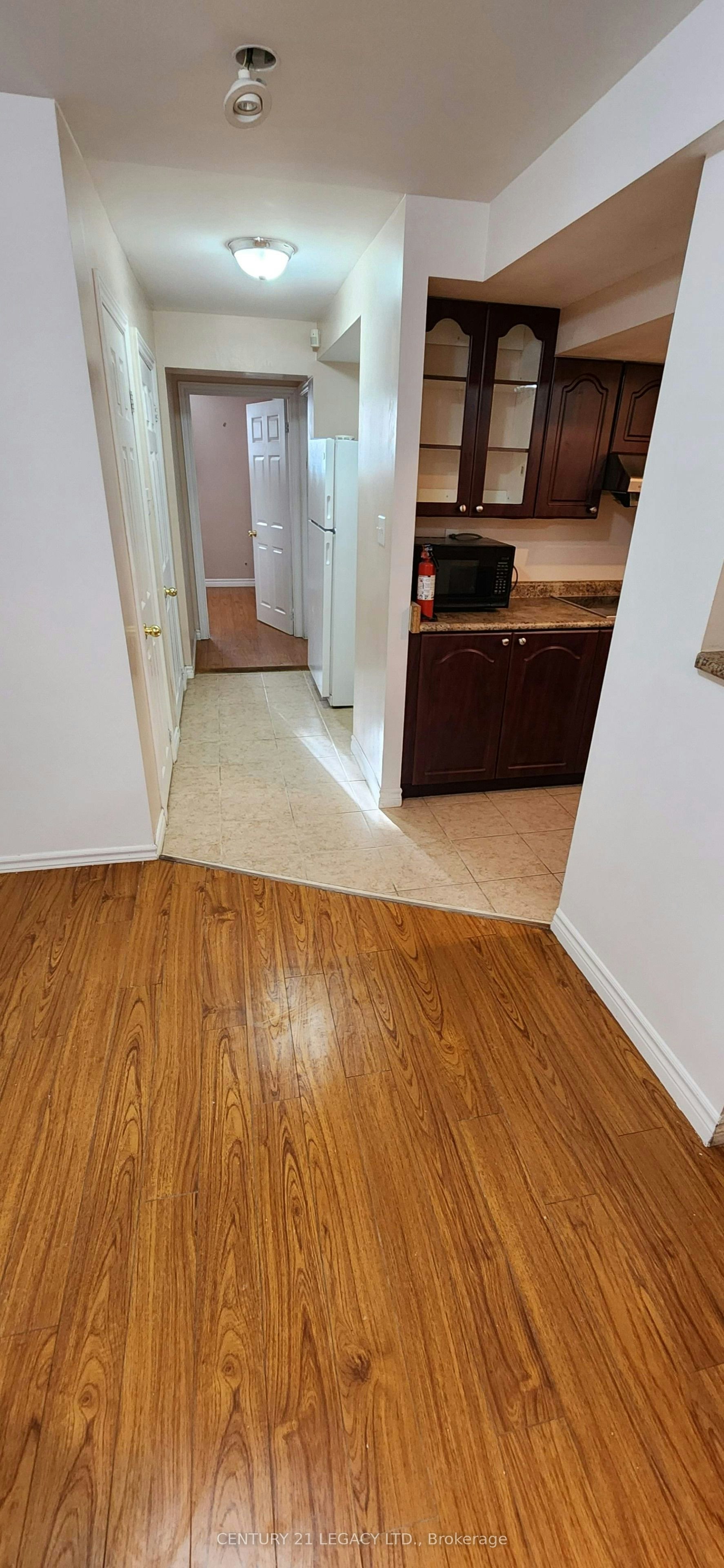 BASEMENT-27 Par Avenue, Toronto, ON, M1G 2G5 - 17
