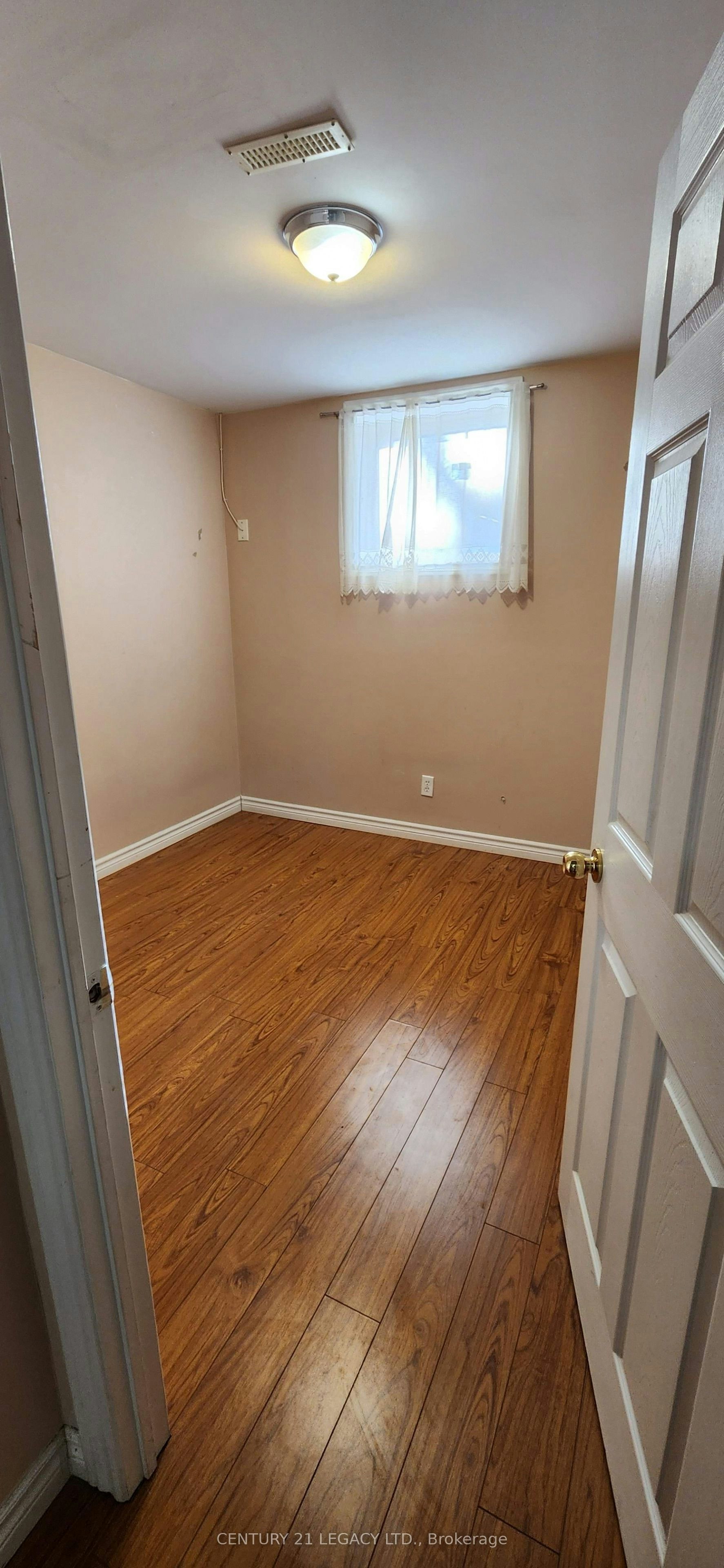 BASEMENT-27 Par Avenue, Toronto, ON, M1G 2G5 - 14