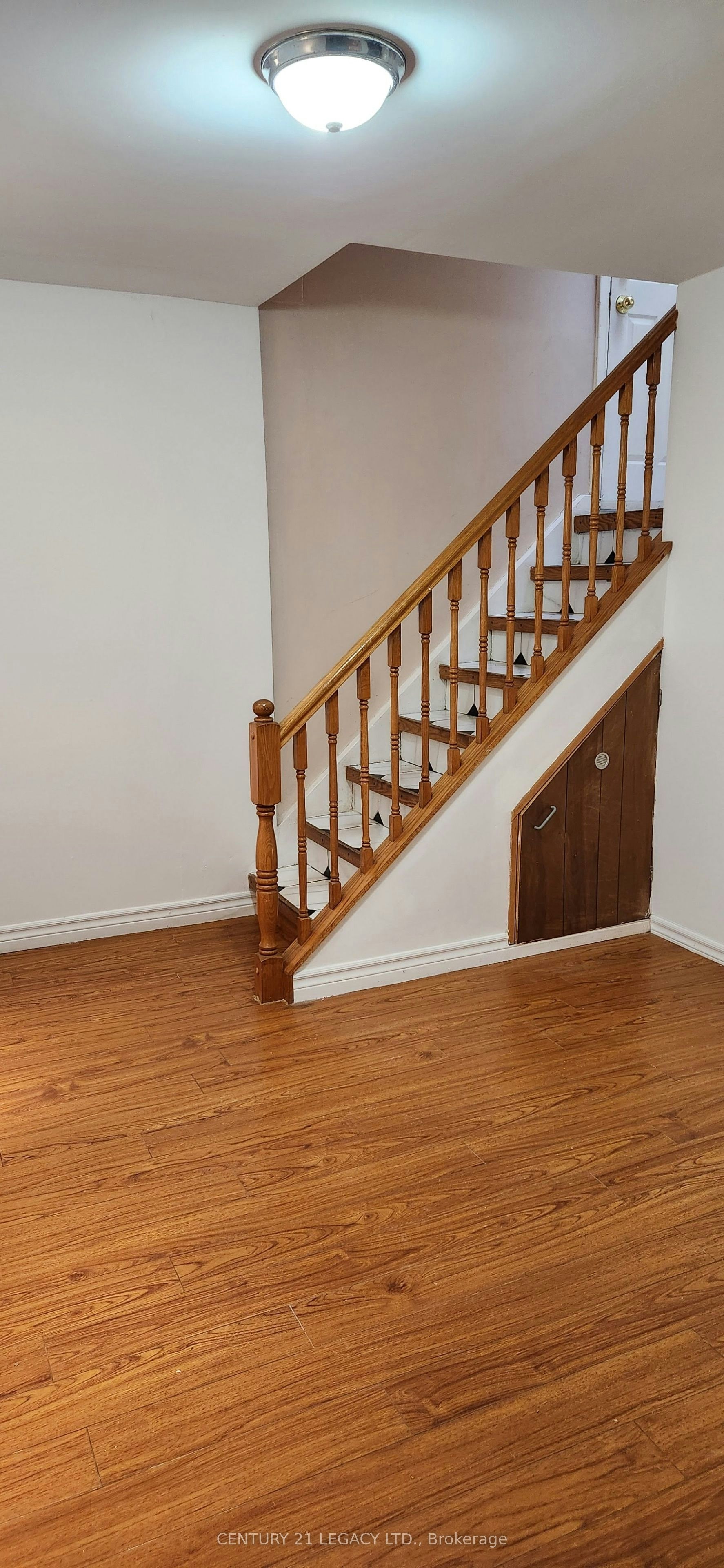 BASEMENT-27 Par Avenue, Toronto, ON, M1G 2G5 - 8
