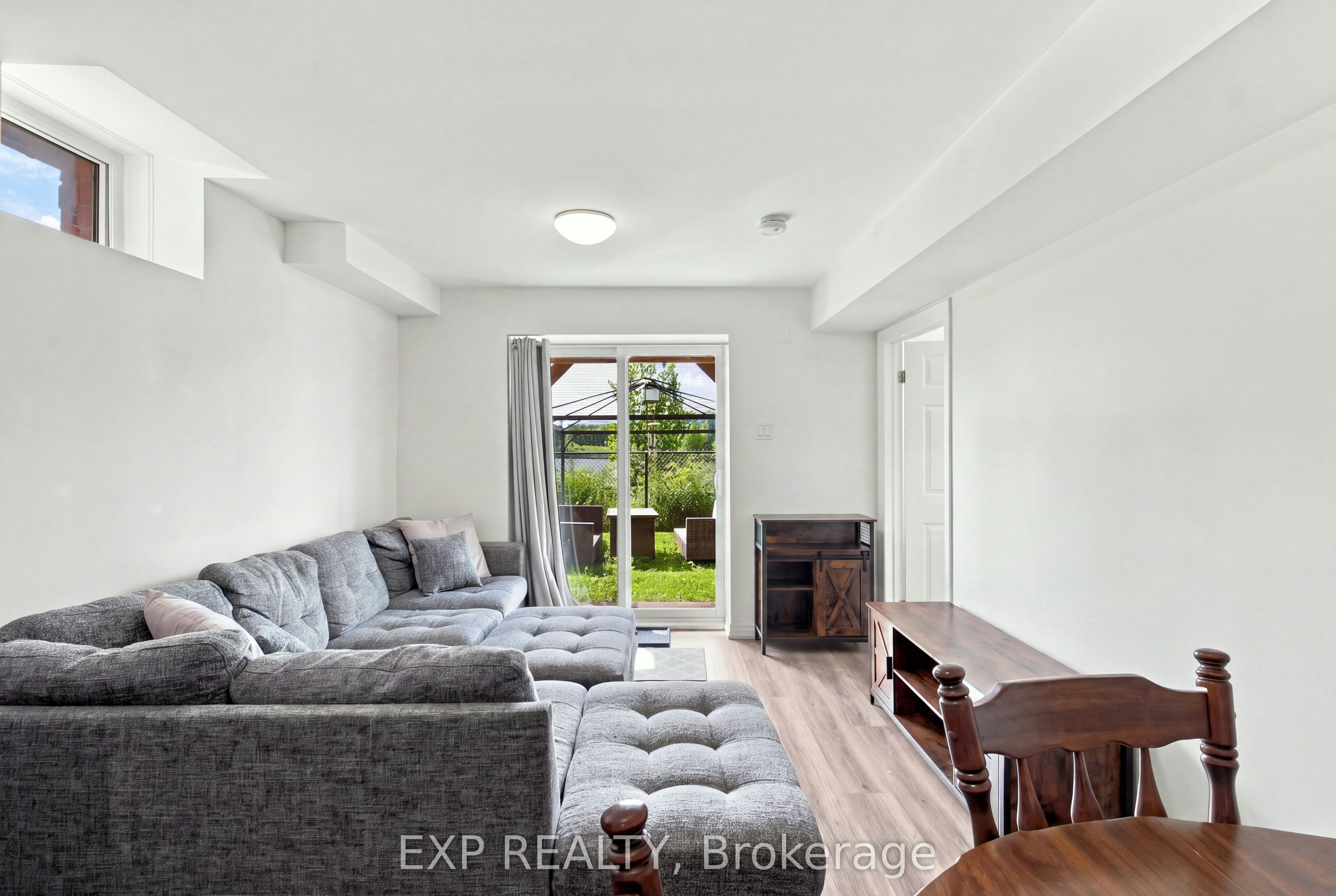 39 Purdy Place, Clarington, ON, L1C 0V2 - 2