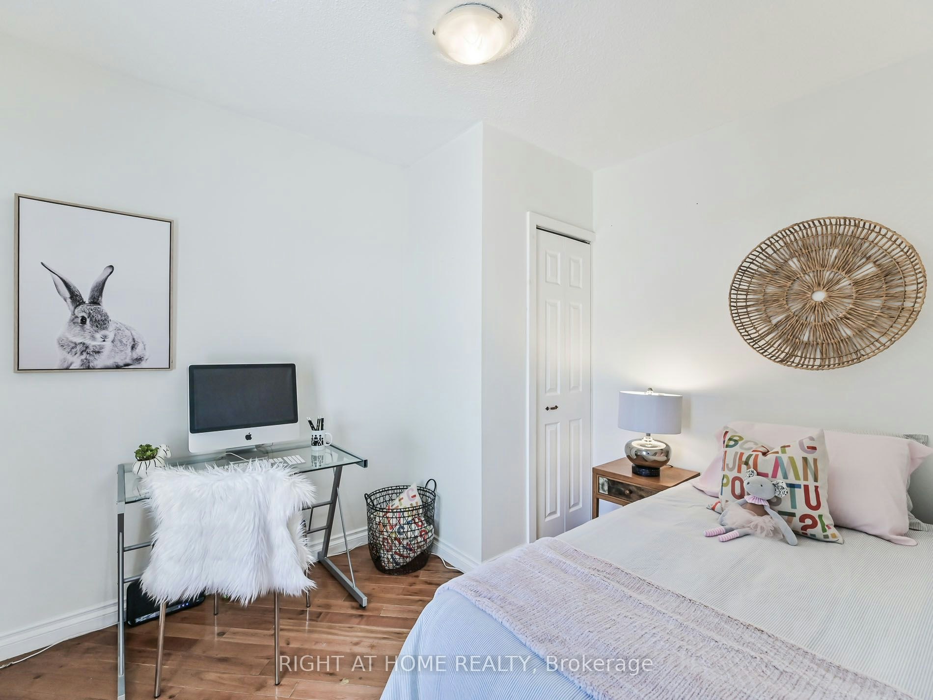 Upper-677 Mortimer Avenue, Toronto, ON, M4C 2K1 - 19