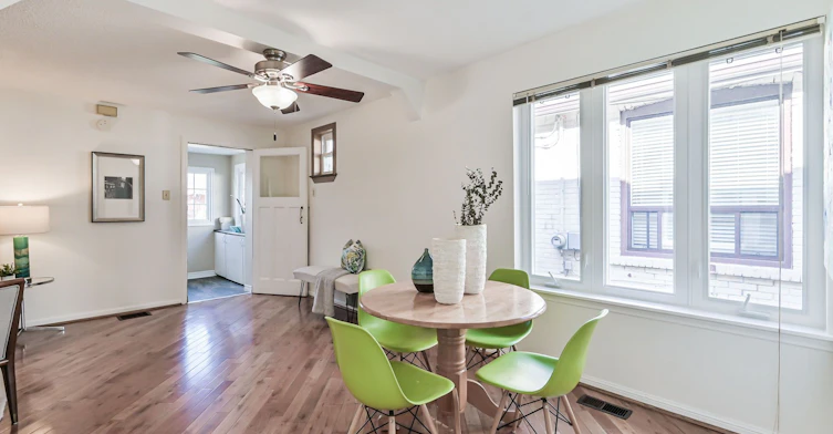 Upper-677 Mortimer Avenue, Toronto, ON, M4C 2K1 - 11
