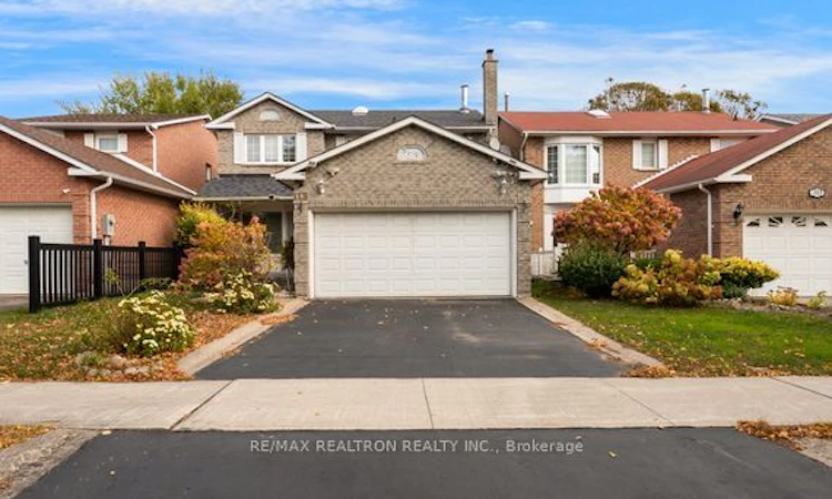 113 Halfmoon Square
