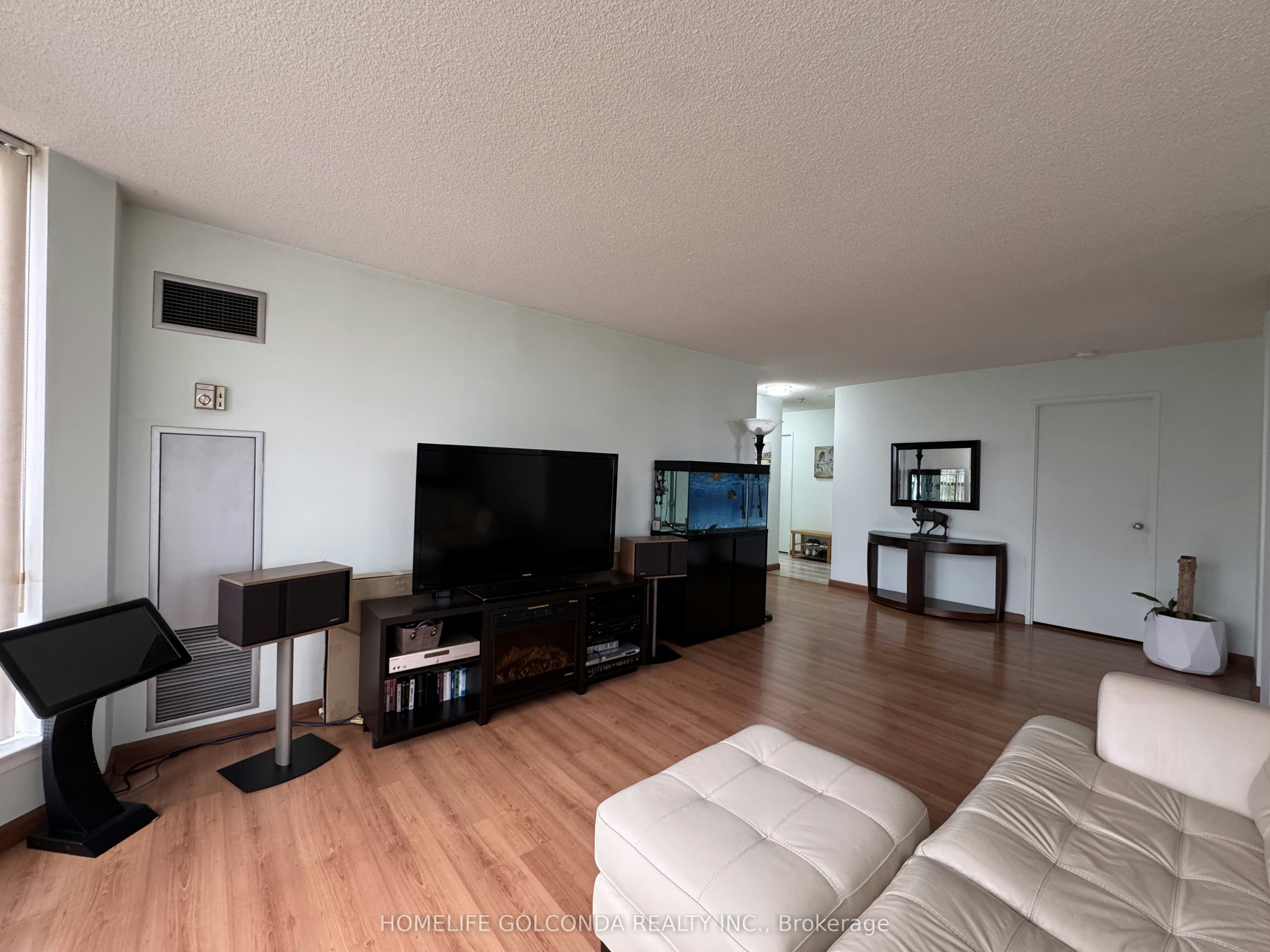 624-75 Bamburgh Circle, Toronto, ON, M1W 3W1 - 7