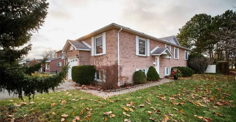 Main-856 Finley Avenue, Ajax, ON, L1S 3R9