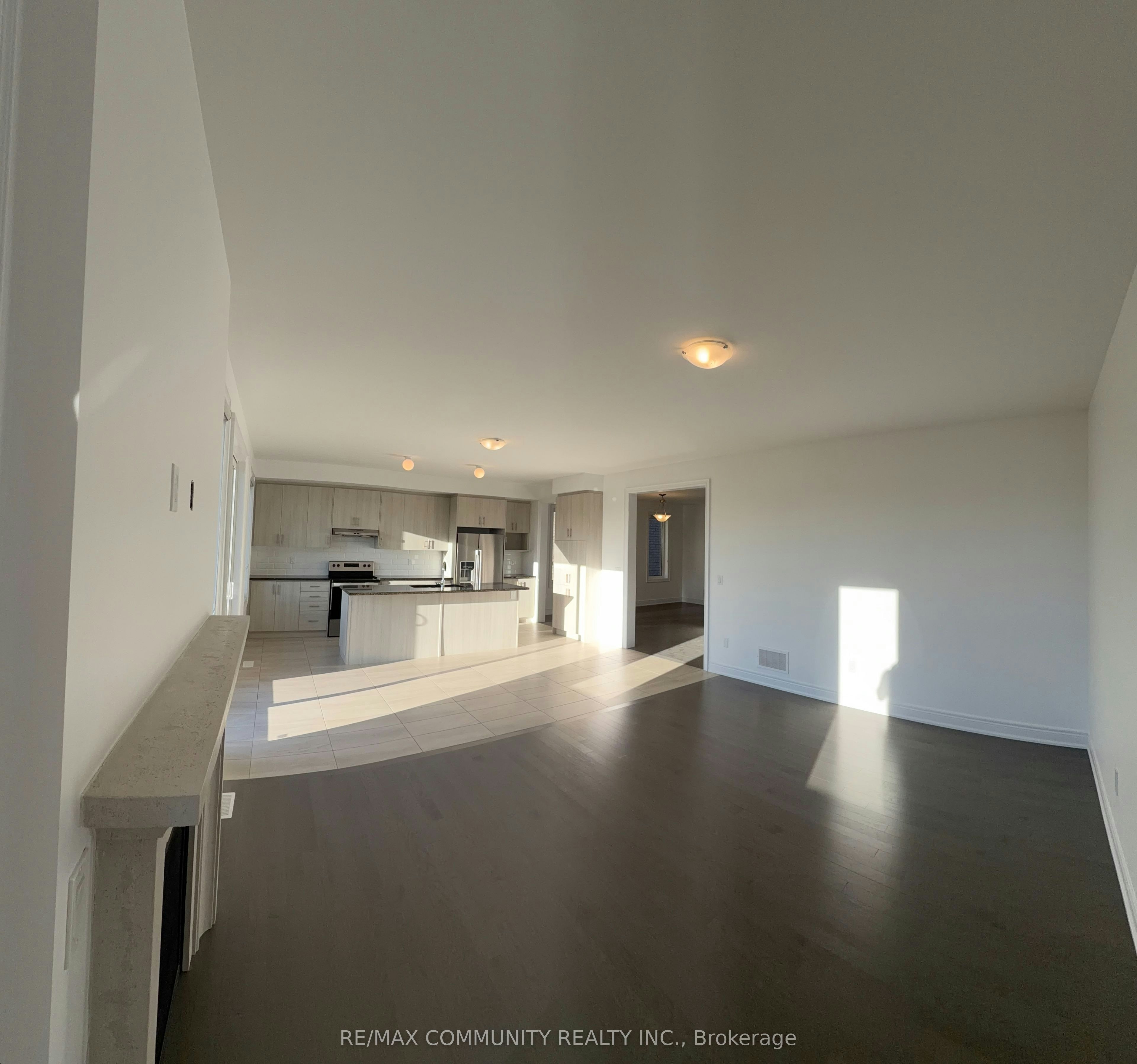 6 Wesley Brooks Street, Clarington, ON, L1B 0W4 - 8