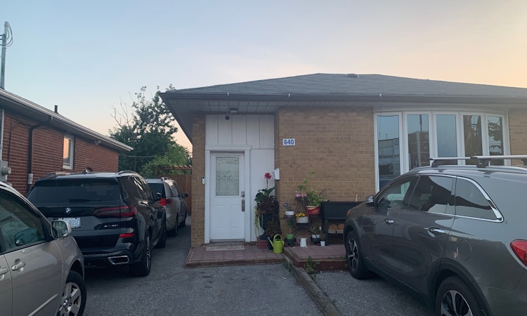 640 Mccowan Road