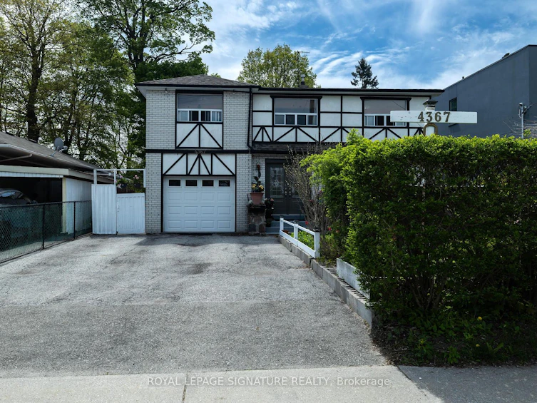 4367 Lawrence Avenue E, Toronto, ON, M1E 2T4
