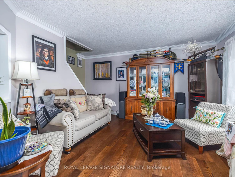 4367 Lawrence Avenue E, Toronto, ON, M1E 2T4 - 5
