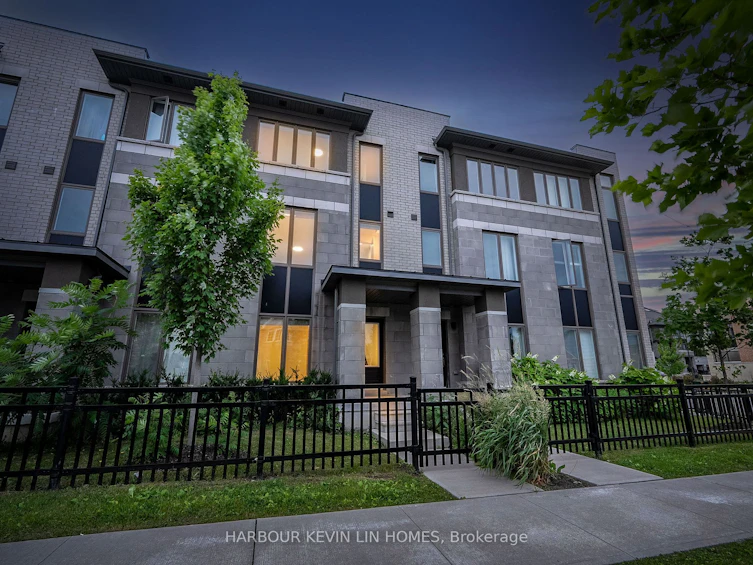 5 Donald Fleming Way, Whitby, ON, L1R 0N8 - 36
