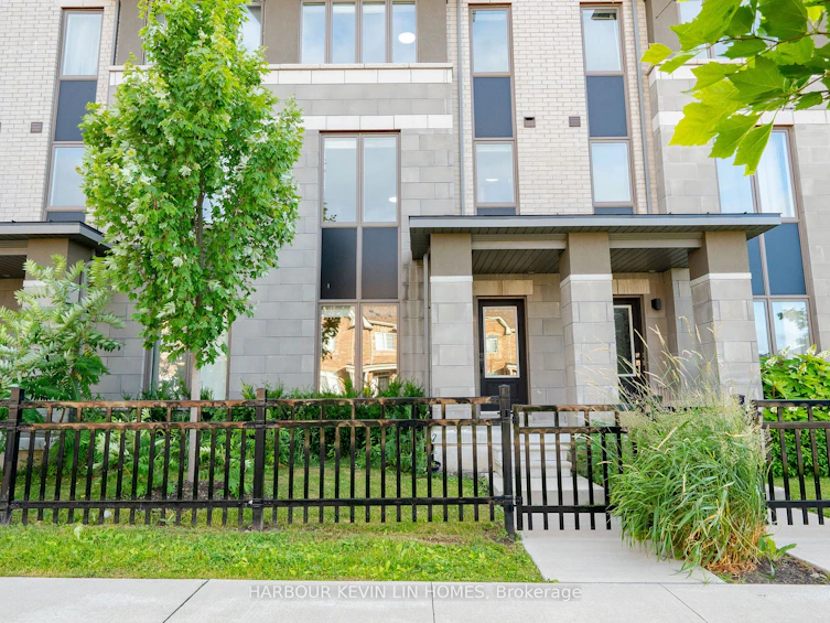 5 Donald Fleming Way, Whitby, ON, L1R 0N8 - 37