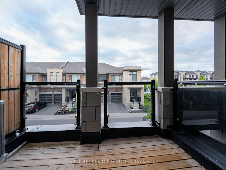 5 Donald Fleming Way, Whitby, ON, L1R 0N8 - 14
