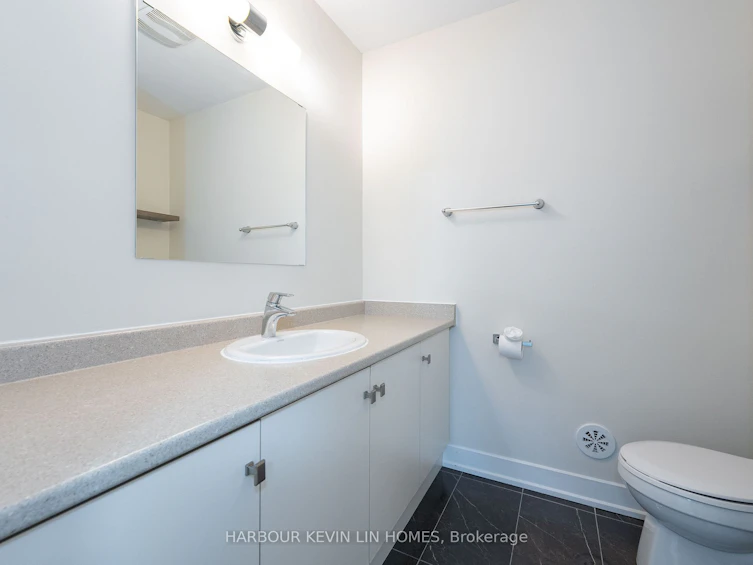 5 Donald Fleming Way, Whitby, ON, L1R 0N8 - 25