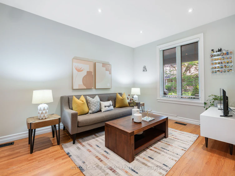 30 Galt Avenue, Toronto, ON, M4M 2Z1 - 5