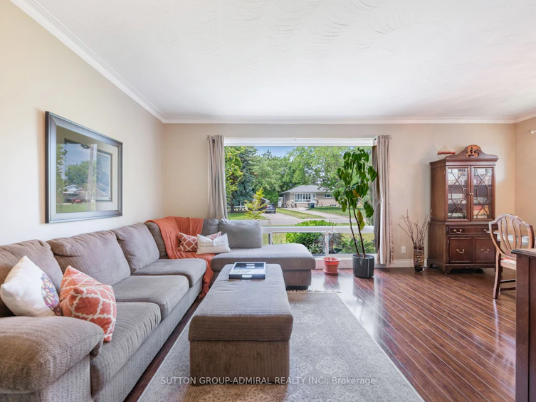 5 Penzance Drive, Toronto, ON, M1K 4Z4 - 4