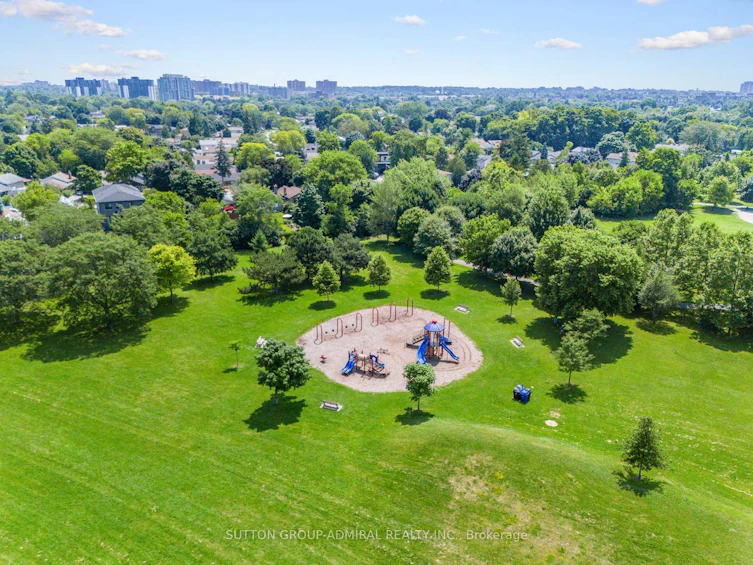5 Penzance Drive, Toronto, ON, M1K 4Z4 - 40