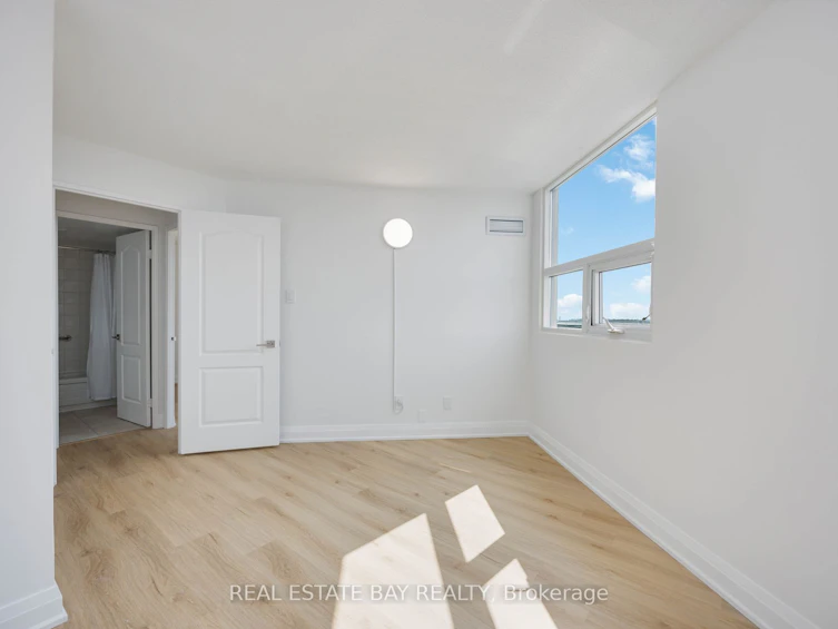 PH 206-2 Westney Road N, Ajax, ON, L1T 3H3 - 24