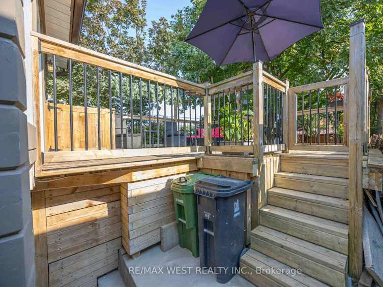 23 Mack Avenue, Toronto, ON, M1L 1M2 - 36