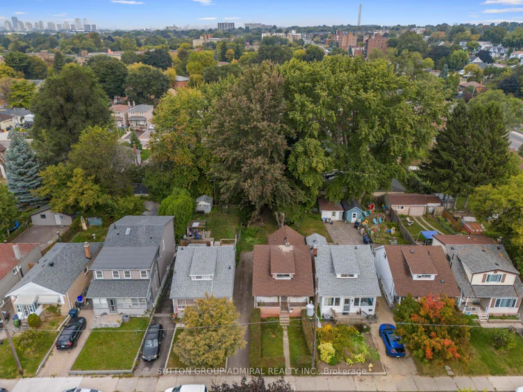 32 Brenton Street, Toronto, ON, M4B 1C9 - 16
